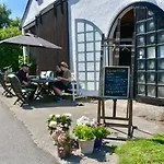 Fjord Hotel